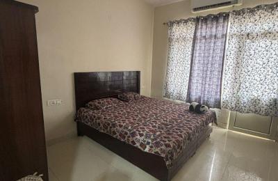 Golden Avenue, Kharar